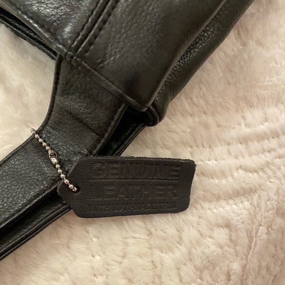 Genuine Leather Shoulder Bag - Picture 5 of 11